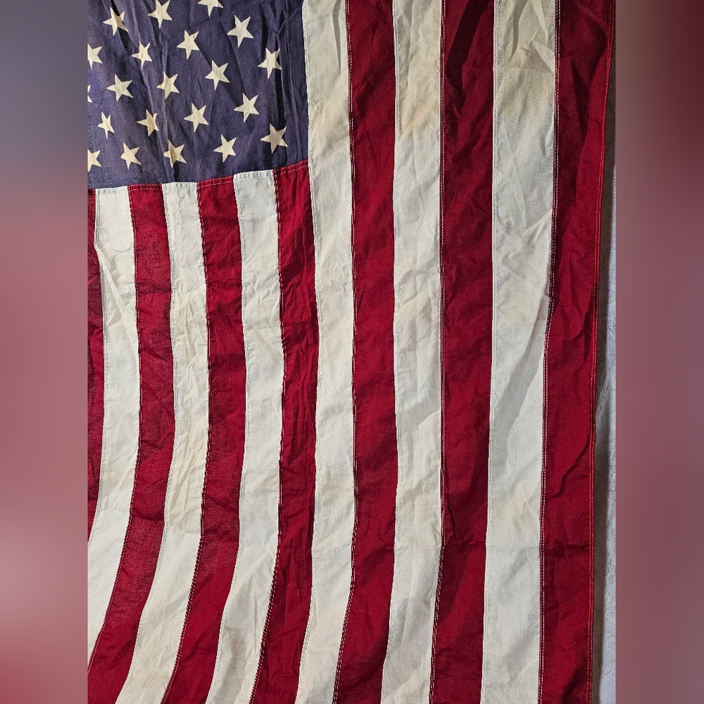 Patriotic American Flag Tapestry - Picture 6 of 12